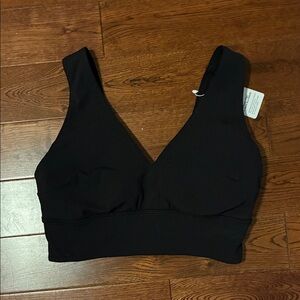 NWT Lululemon Athletica Align V-Neck Bra DDD/G (Small)
